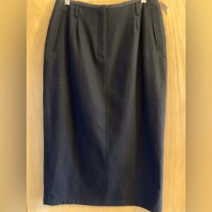 DKNY Precisely Tailored Wool Blend A-line Skirt in Size 12